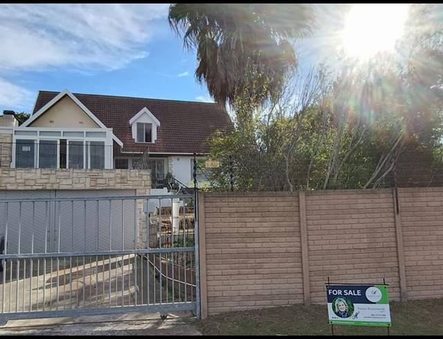 4 BEDROOM HOUSE FOR SALE IN DOOR DE KRAAL